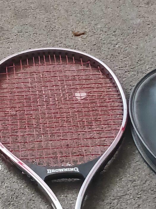 Raquete de ténis antiga Browning