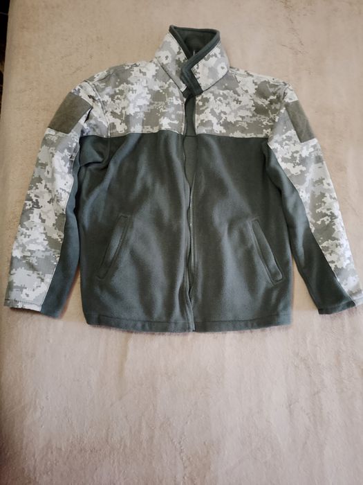 Продаю кофту тактическую,отличное состояние