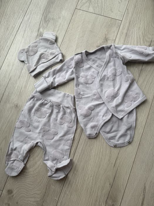 Костюм комплект для немовля боді на завʼязках, штанці + шапочка 56 р.