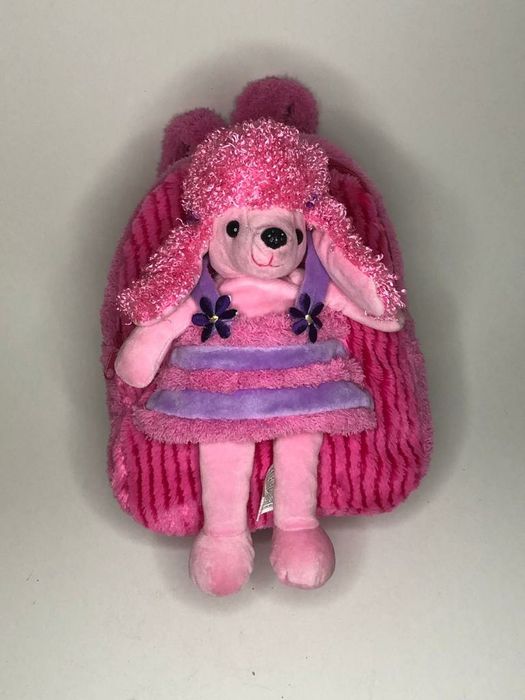 Mochila com boneco menina