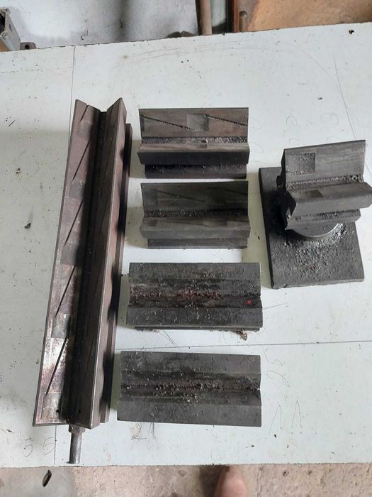 Frez , wałki i matryce trapez