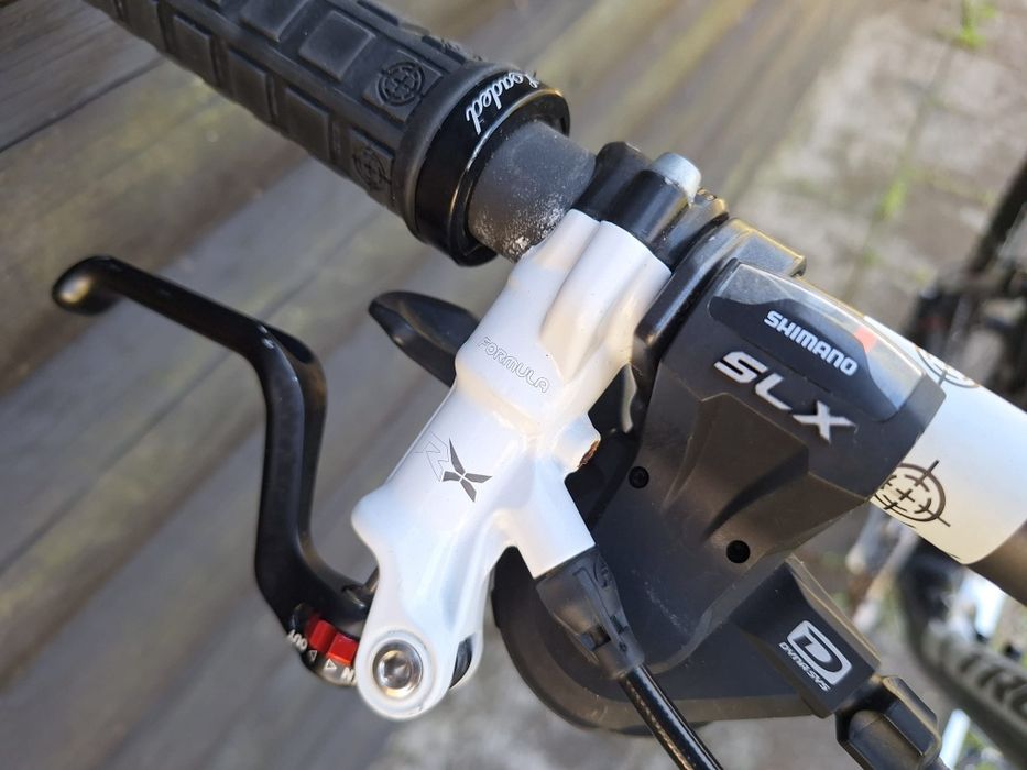 Trek Remedy 8 FULL FOX