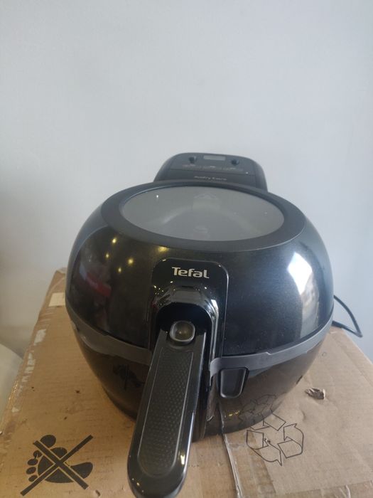 Fritadeira sem óleo Tefal ActiFry Extra preta