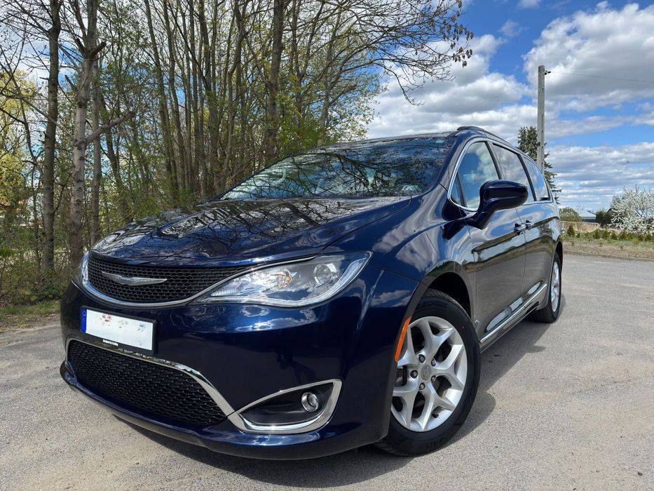 Chrysler Pacifica 2016 Chrysler Pacifica Touring L