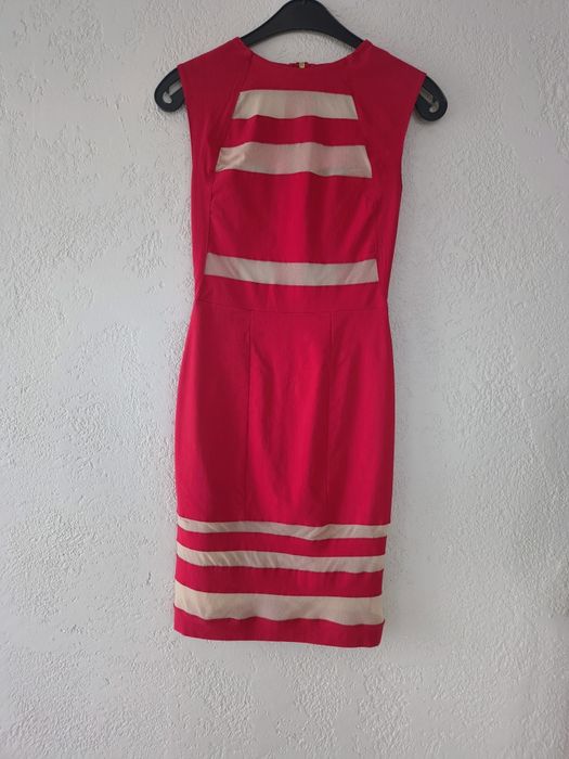 Czerwona sukienka elastyczna, wycięte plecy, Asos , XS