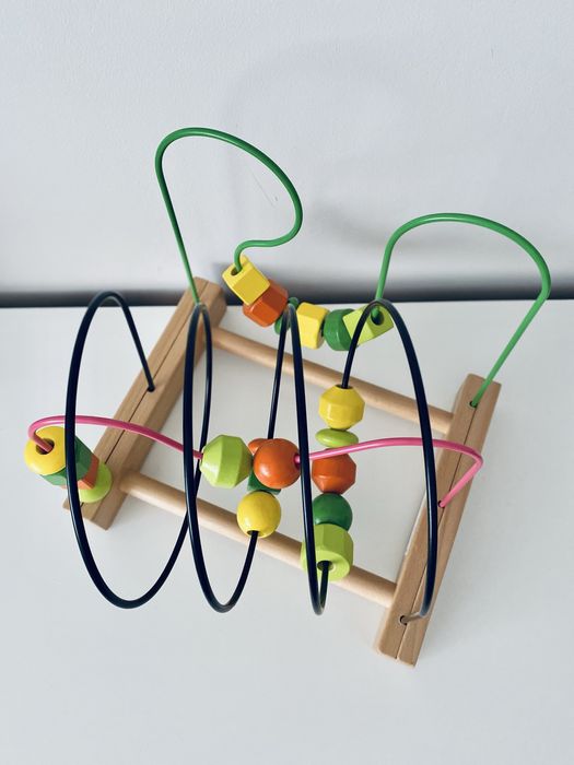 Drewniana zabawka edukacyjna ikea przekładanka kolejka