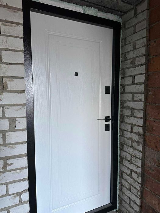 (5) Продаж 2к квартири на проспекті Юності  4422