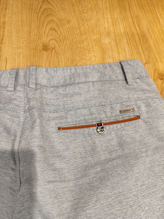 Eleganckie męskie krótkie spodenki - rozm.. 32