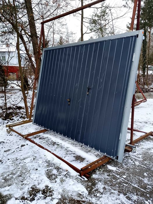 Brama Garażowa uchylna docieplana z furtką nowa - grafit