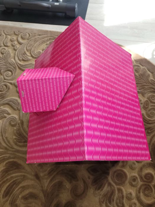 Домик для кукол, ляльковий будиночок