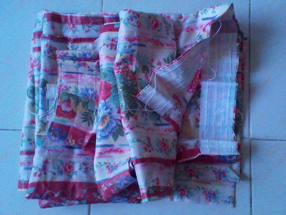 1 par de cortinas vermelho floral novas