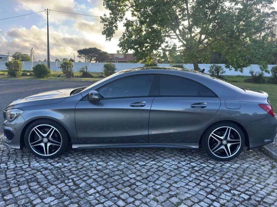 Mercedes-Benz CLA 220 d 7G-DCT AMG Line