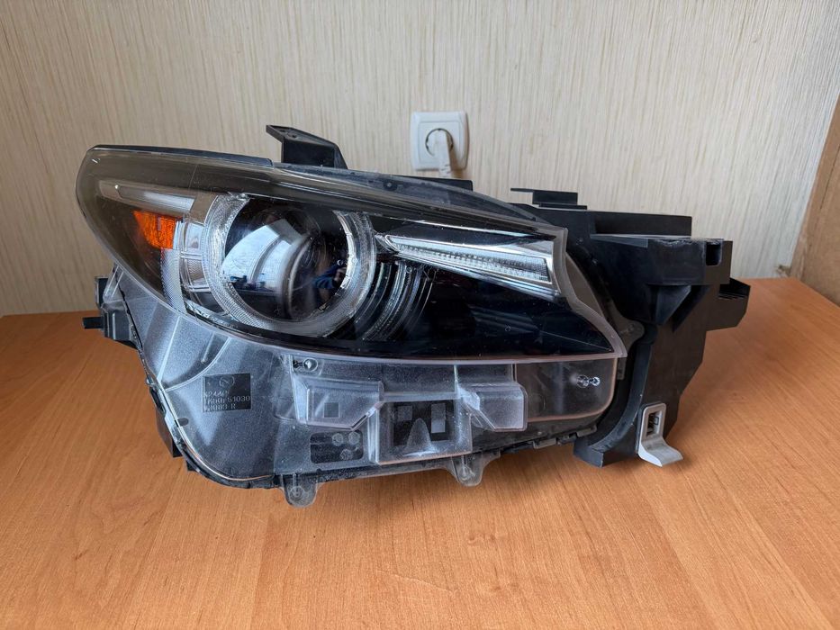 ОРИГІНАЛ Фара права Mazda CX-9 (2016–2022) LED AFS