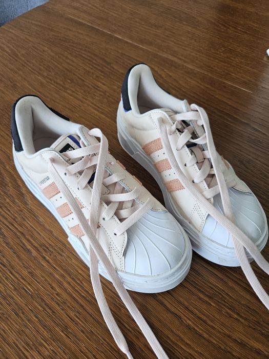 Adidas superstar