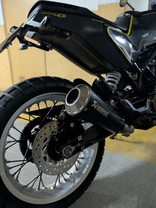 Husqvarna Svartpilen 401