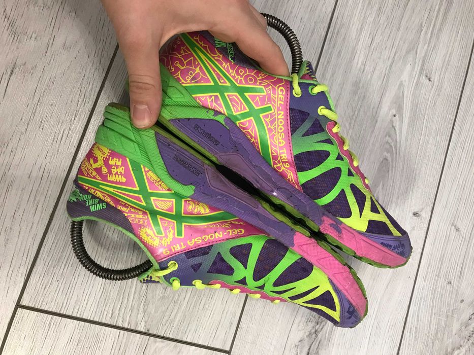 Buty do biegania ASICS Gel-Noosa Tri 9 rozm. 40
