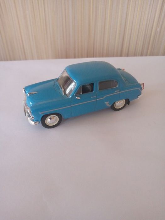 Моделі ретро-автомобілів від "Де Агостіні". 1:43