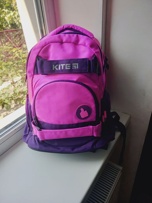 Продам портфель .