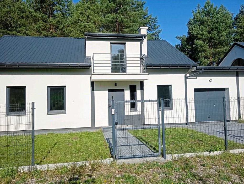 Sprzedam bezpośrednio  1/2 domu w zabudowie bliżniaczej-( dwulokalowej ) Mieszkowo