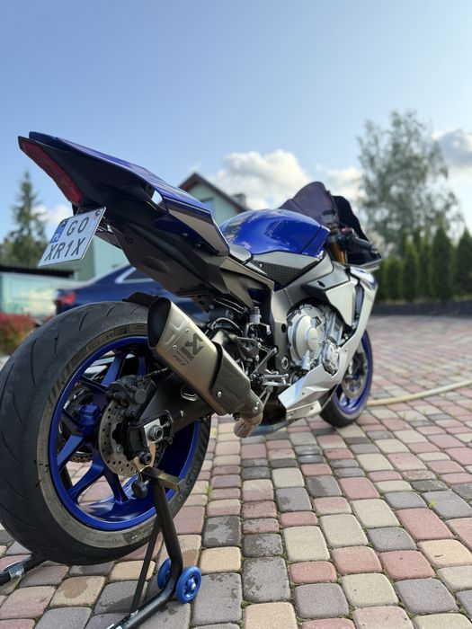 Yamaha R1 RN32 2015