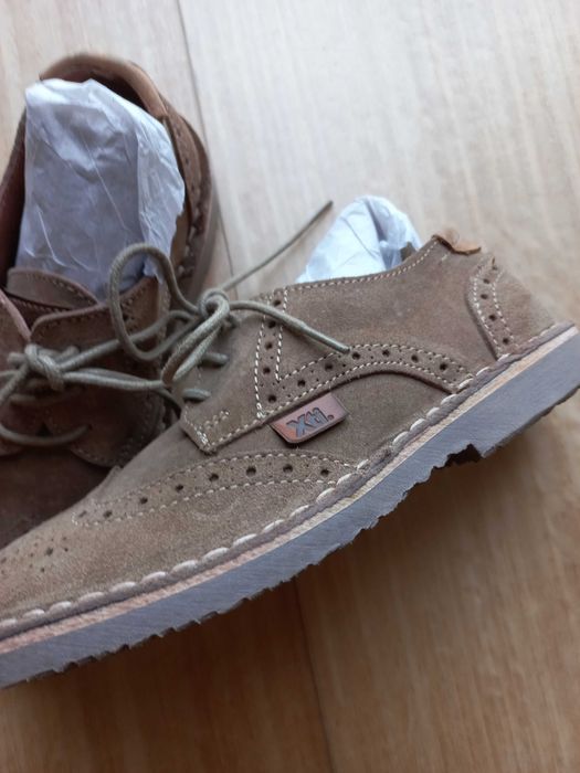 Sapatos beje camurça - nr 32