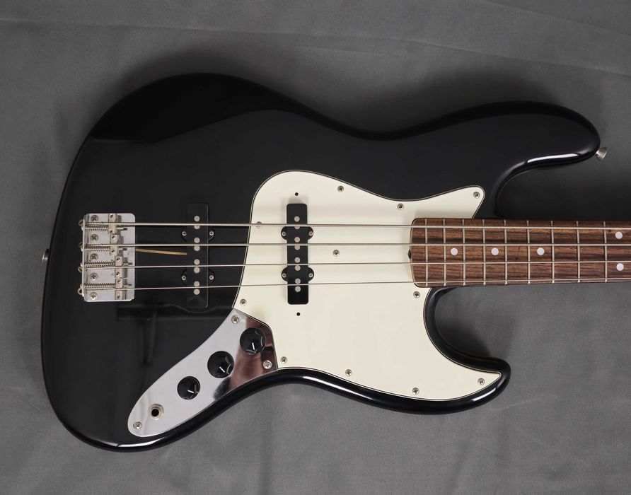 Fernandes Bass Black MIJ Gitara Basowa