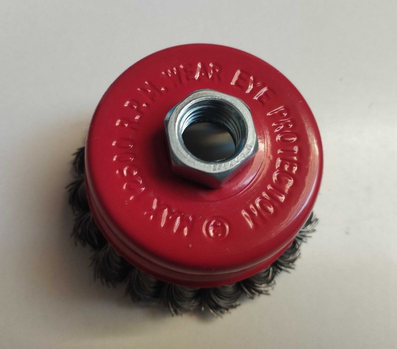 Catrabucha 76 e 65mm escova de arame em aço para rebarbadora