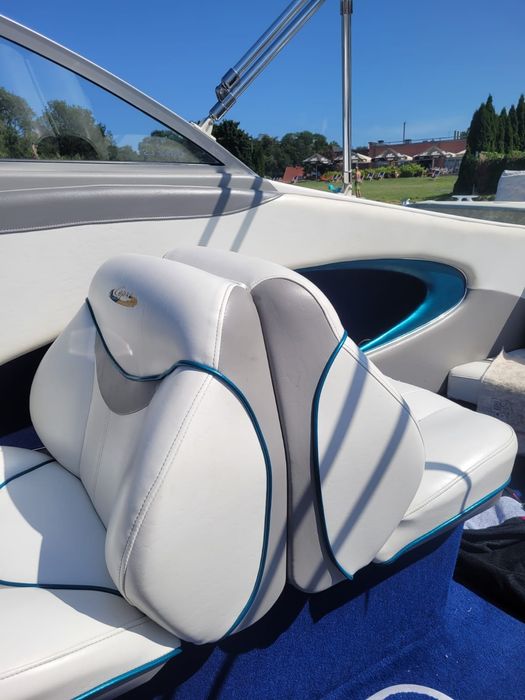 Łódź motorowa kabinowa Bayliner Capri 1802 CC