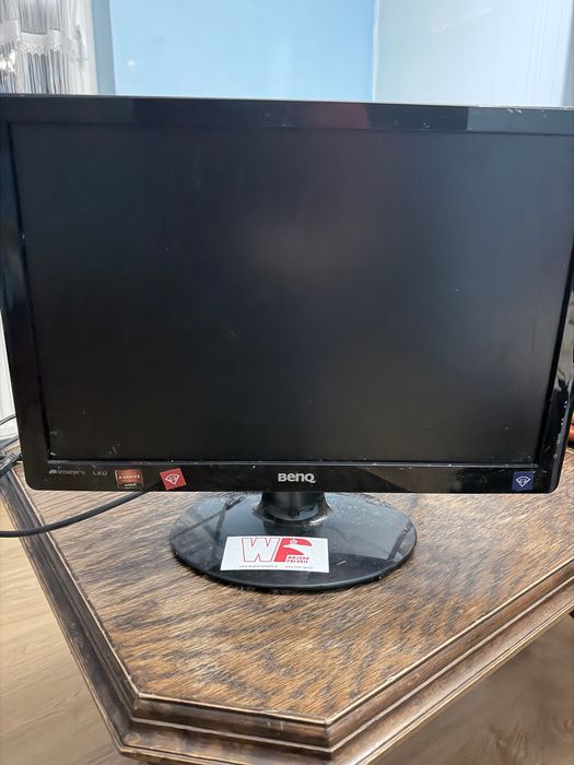 Monitor benq sensye led