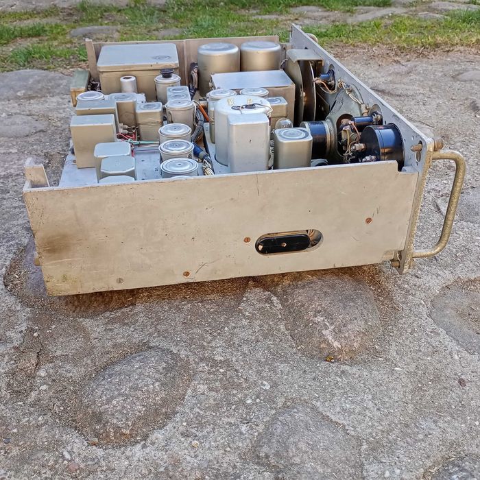 Lampowa radiostacja radziecka ELEMENT Nr1