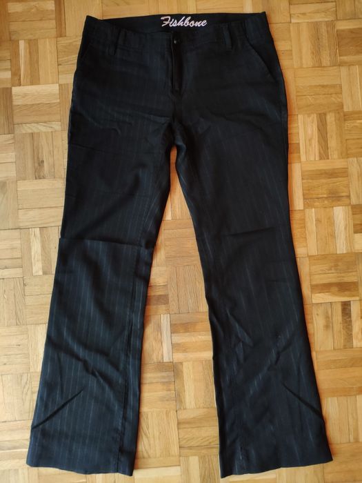 Spodnie eleganckie w paski rozm. S Fishbone