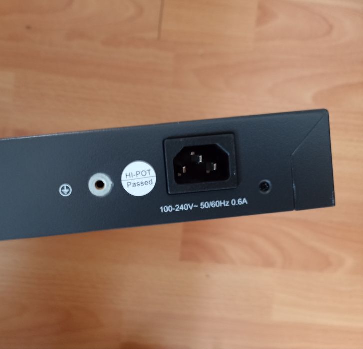 Керований гігабітний комутатор TP-LINK TL-SG5412F, 16 портів