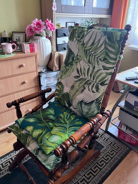 Antyczny zabytkowy fotel bujany