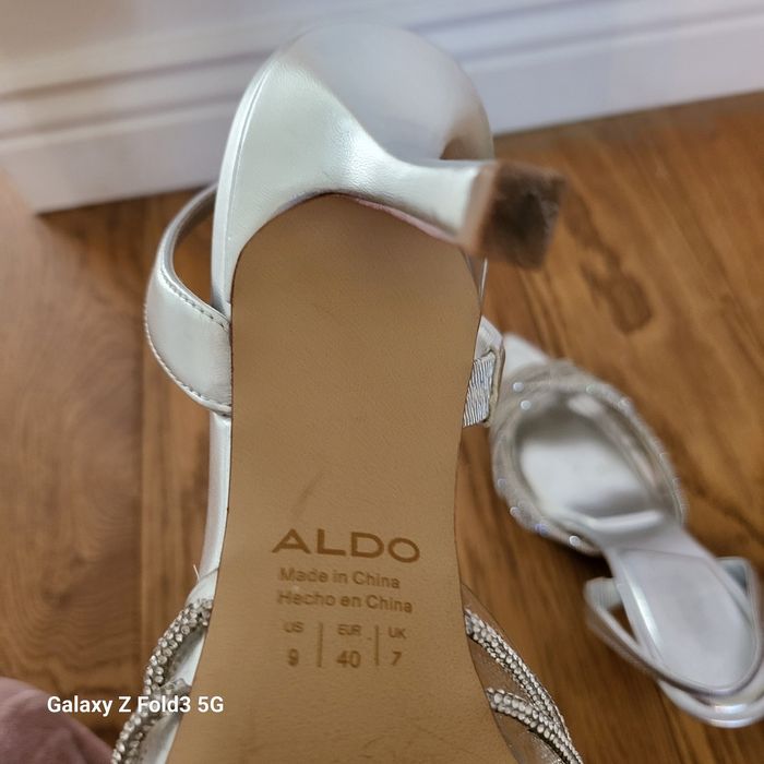 Szpilki Aldo z koralikami