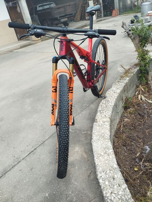 KTM Scarp Prime XL c/ rodas carbono