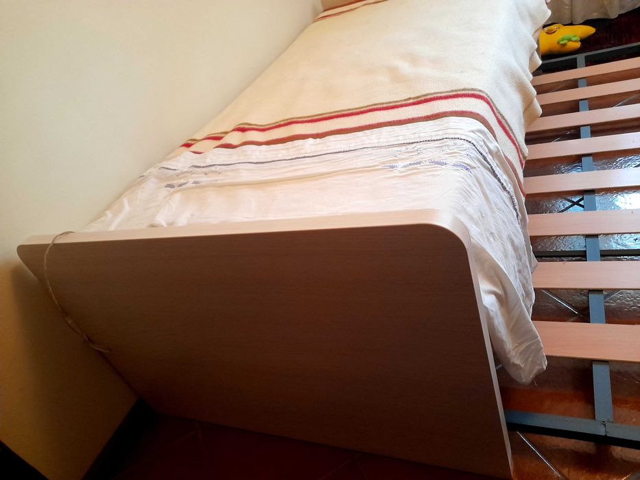 Cama de solteiro