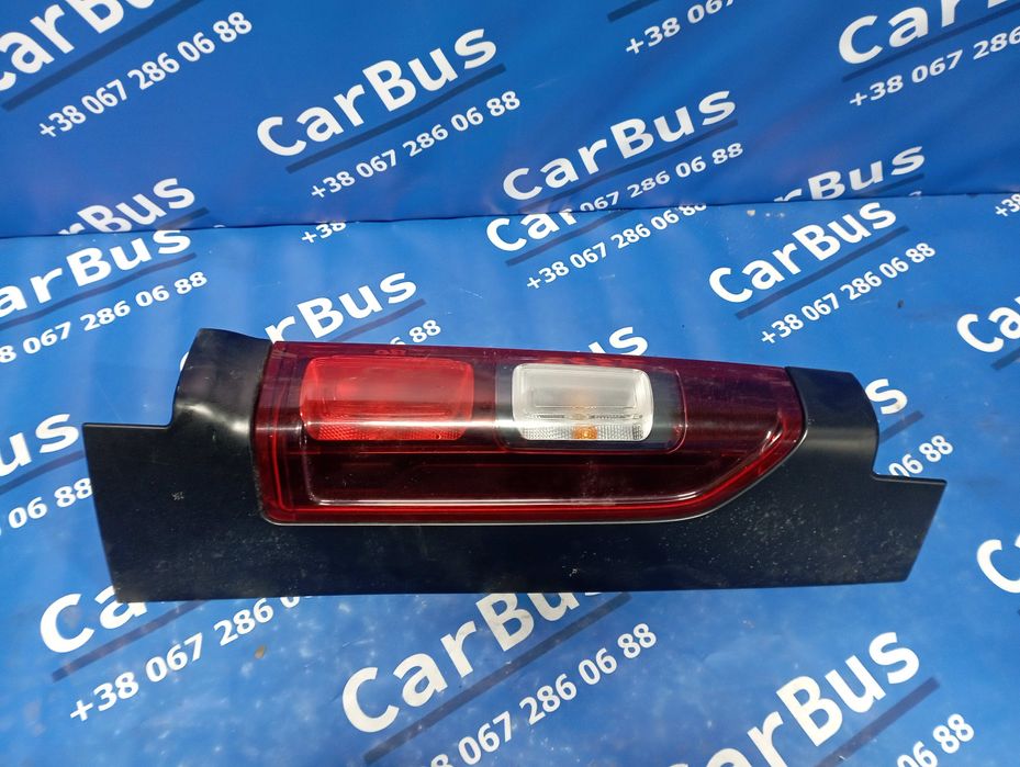 Ліхтар задній правий Renault Trafic III  Opel Vivaro III