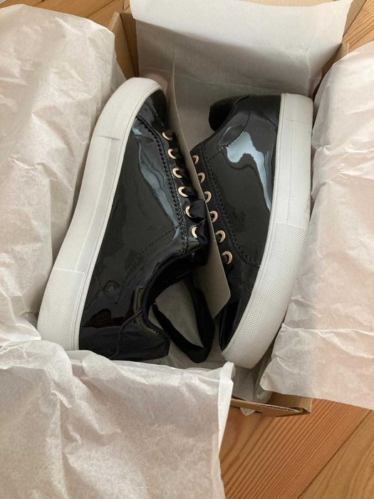 Ténis pretos verniz La Redoute senhora 38-39 - como novos