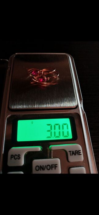 2Золотые серьги..