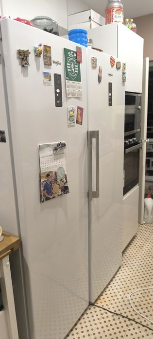 Frigorífico vertical + arca vertical 7 gavetas