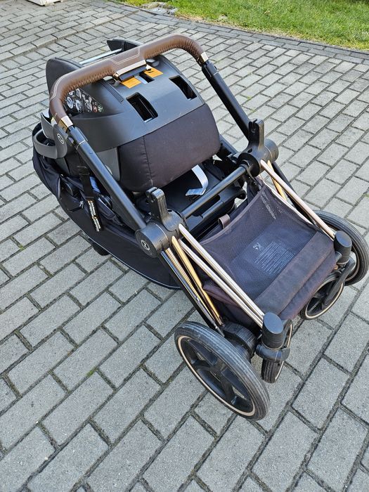 Wózek e-priam 2.0 2w1 (gondola i spacerówka)