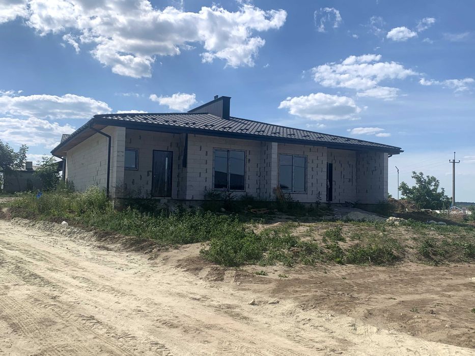 Дешево! Продам котедж  в Гамаліївці. Без комісії. Представник власника
