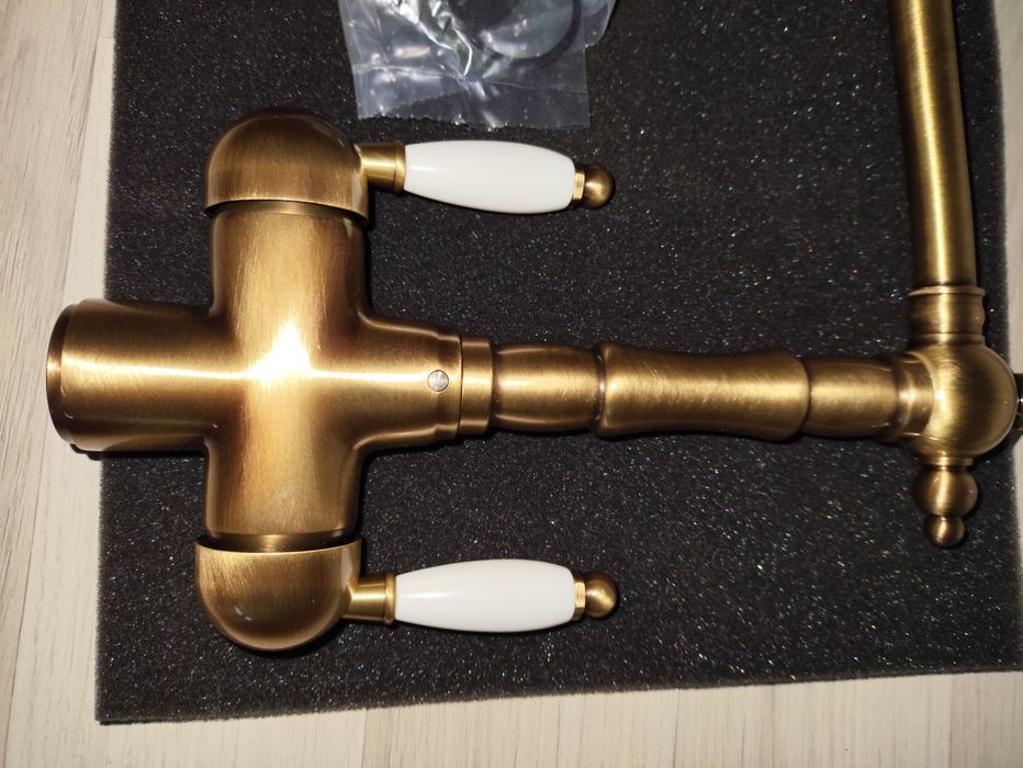 Bateria kuchenna SMEG MAP77PO mosiężna do wody kranowej i filtrowanej.