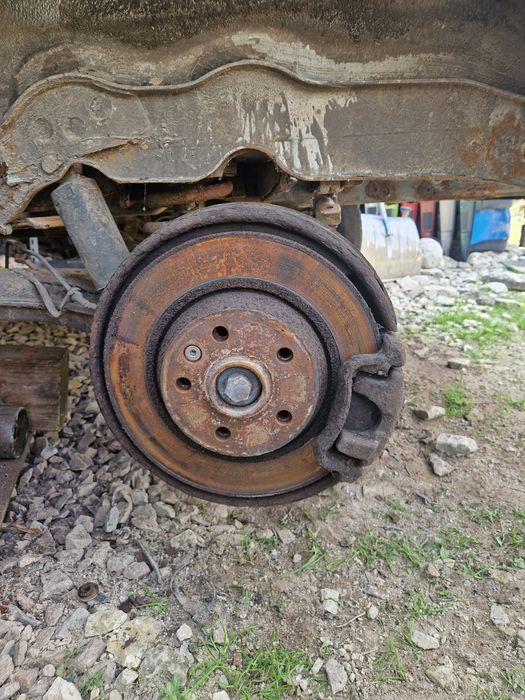 Vw t4 2.5 tdi hamulce tylne  zaciski z jarzmami  wersja 151 HP  tarcze 294 mmm wzmocnione