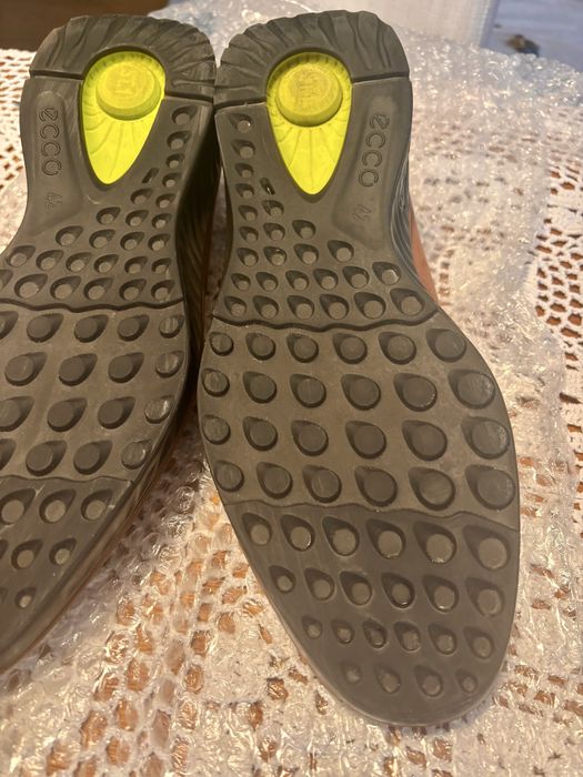 Ecco st.1 hybryd  rozm 42/43 skora nubukowa jak nowe