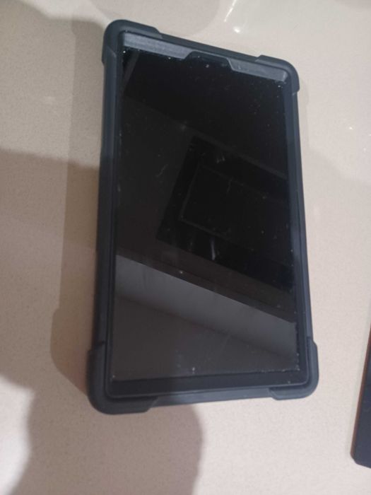 Samsung Tablet with Hard Case64354164502018121