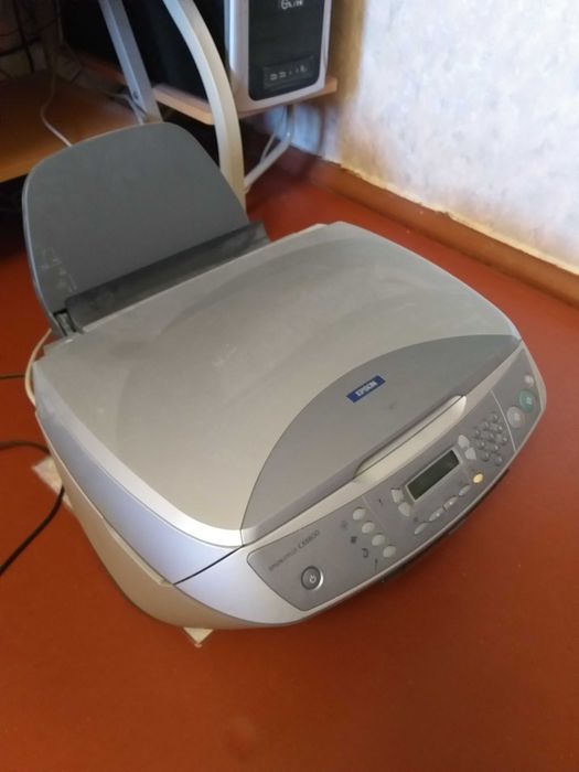 Продам принтер Epson CX6600