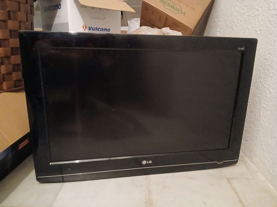 Vendo Televisão Lg