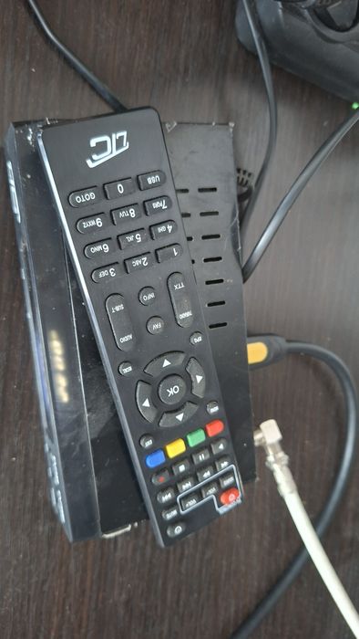 Telewizor SAMSUNG model LE32A451C1H - plus dekoder DVB-T2