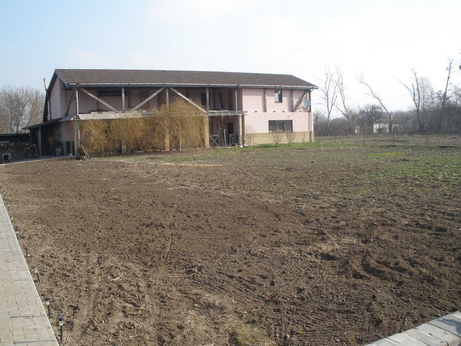 Продаж садиби з власною банею